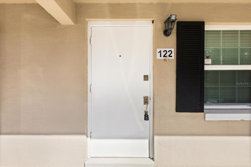 2500 Lee Road, Unit 122 Winter Park, FL 32789 - Photo 16 of 25 a bathroom with a shower