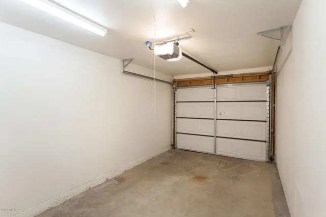 $1,750 | 3228 West Lisbon Lane, Phoenix, AZ 85053