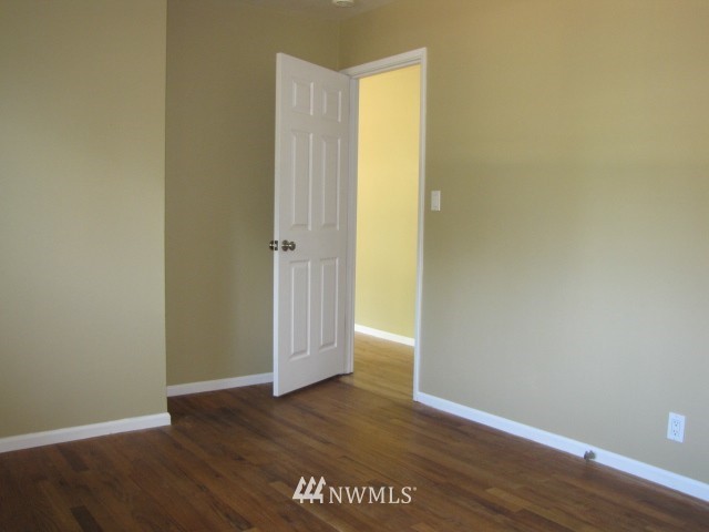 3307 Northeast 9th Street Renton, WA 98056 - Photo 22 of 25