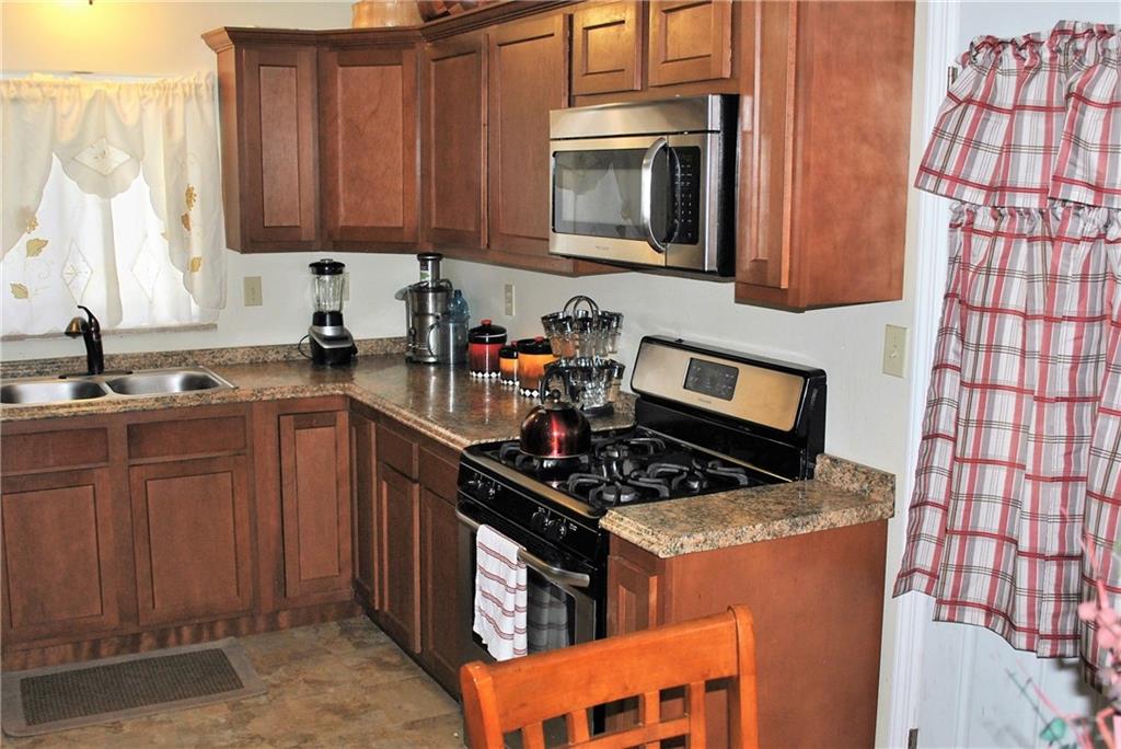 7131 Shannon Road Penn Hills, PA 15147 - Photo 4 of 24 Gallery Image 4