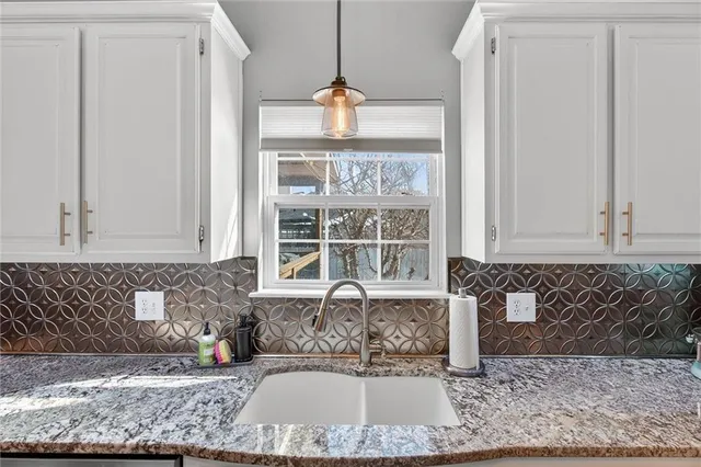 $462,000 | 3000 Royal Court, Independence, KS 67301