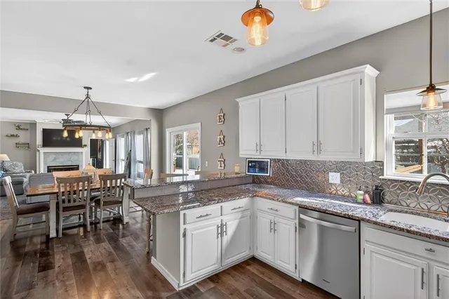 $462,000 | 3000 Royal Court, Independence, KS 67301