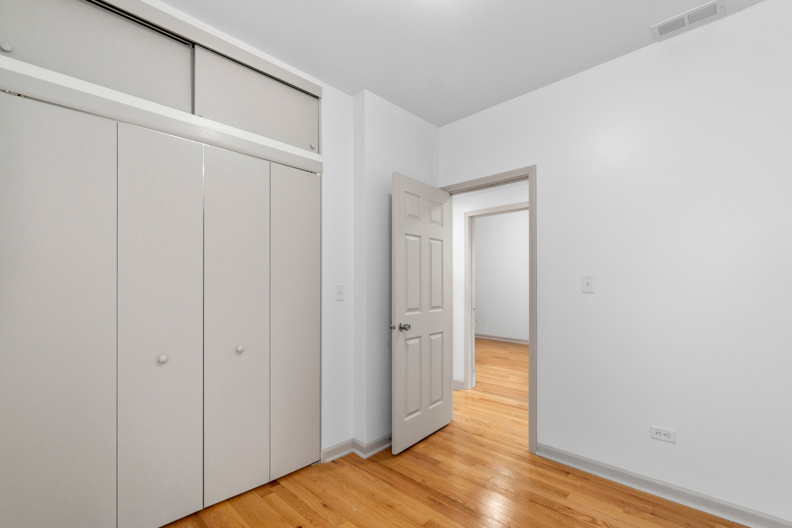 7223 North Damen Avenue Chicago, IL 60645 - Photo 29 of 37 a view of entryway with wooden floor