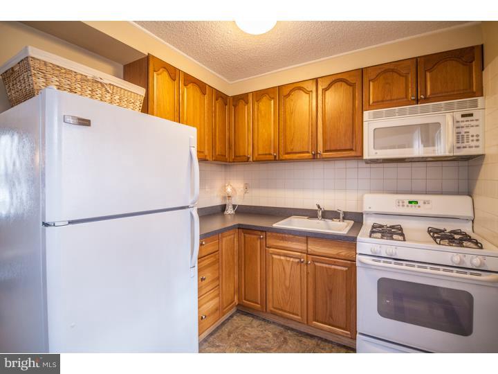 168 Edison Road Cherry Hill, NJ 08034 - Photo 7 of 21 Kitchen