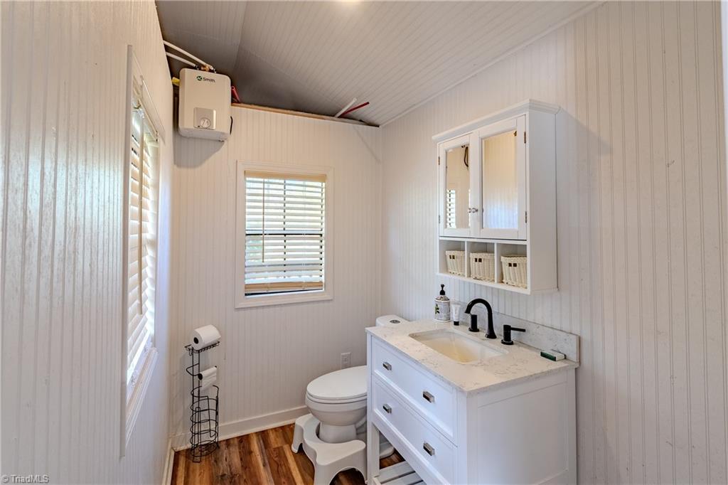 1009 Ray Loop Road Westfield, NC 27053 - Photo 34 of 45 1/2 bath in bunk house