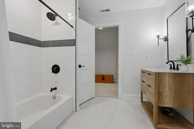 $2,100,000 | 3590 South River Terrace, Edgewater, MD 21037