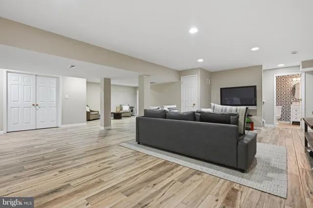 $2,100,000 | 3590 South River Terrace, Edgewater, MD 21037