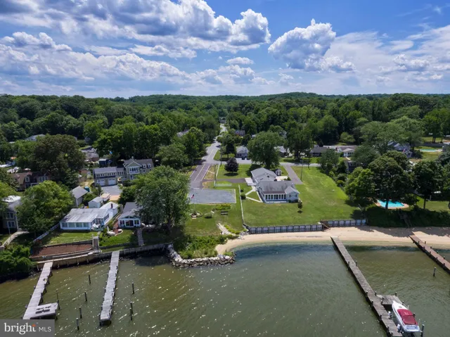 $2,100,000 | 3590 South River Terrace, Edgewater, MD 21037