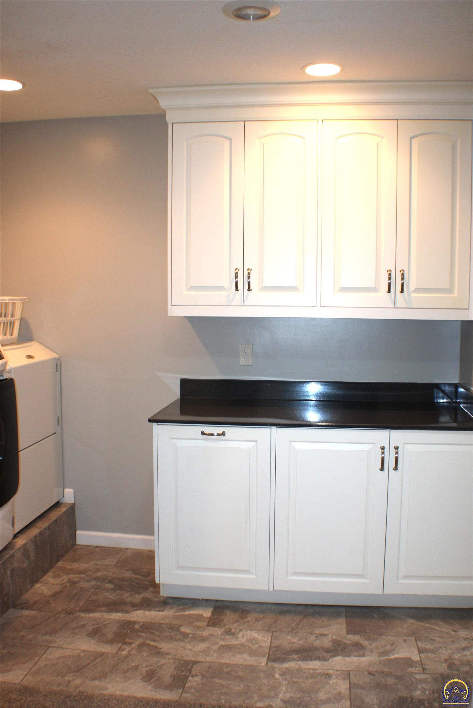 1610 Southwest Withdean Road Topeka, KS 66611 - Photo 39 of 74