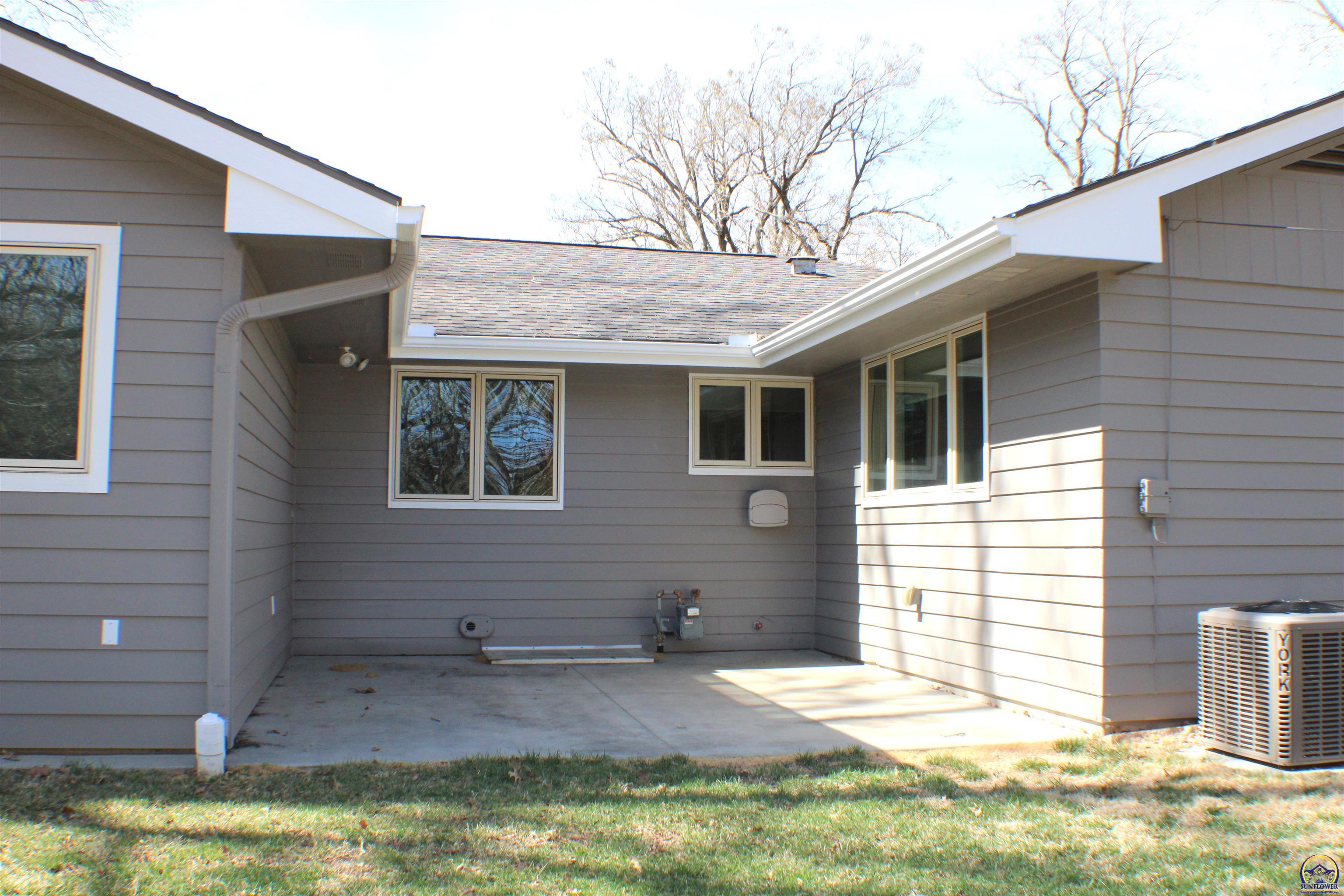 1610 Southwest Withdean Road Topeka, KS 66611 - Photo 70 of 74