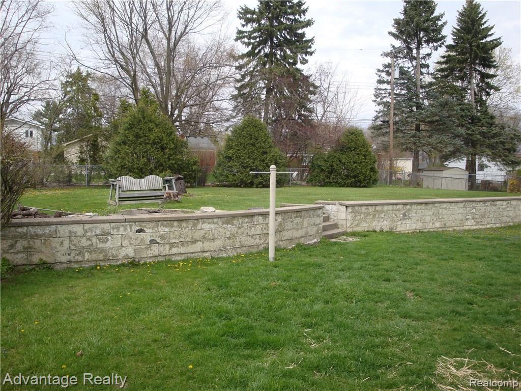 434 Minot Street Romeo, MI 48065 - Photo 14 of 15 DSC00364.JPG