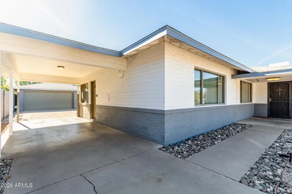 $735,000 | 921 West Verde Lane, Phoenix, AZ 85013