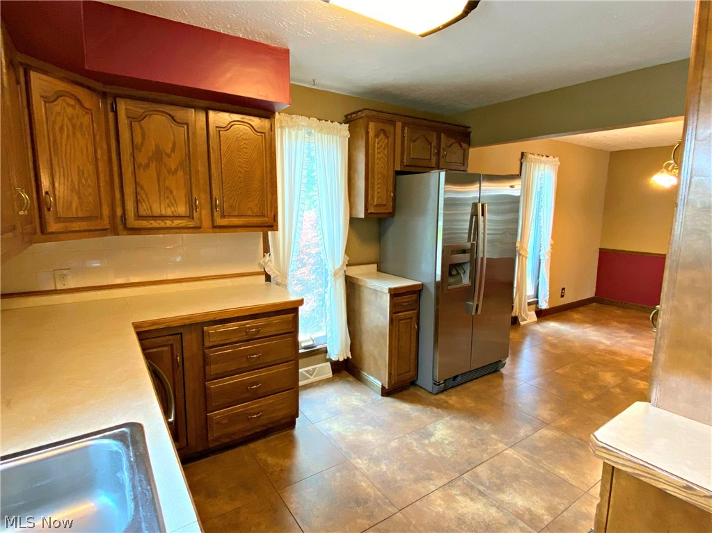 1767 East County Line Road Mineral Ridge, OH 44440 - Photo 11 of 33