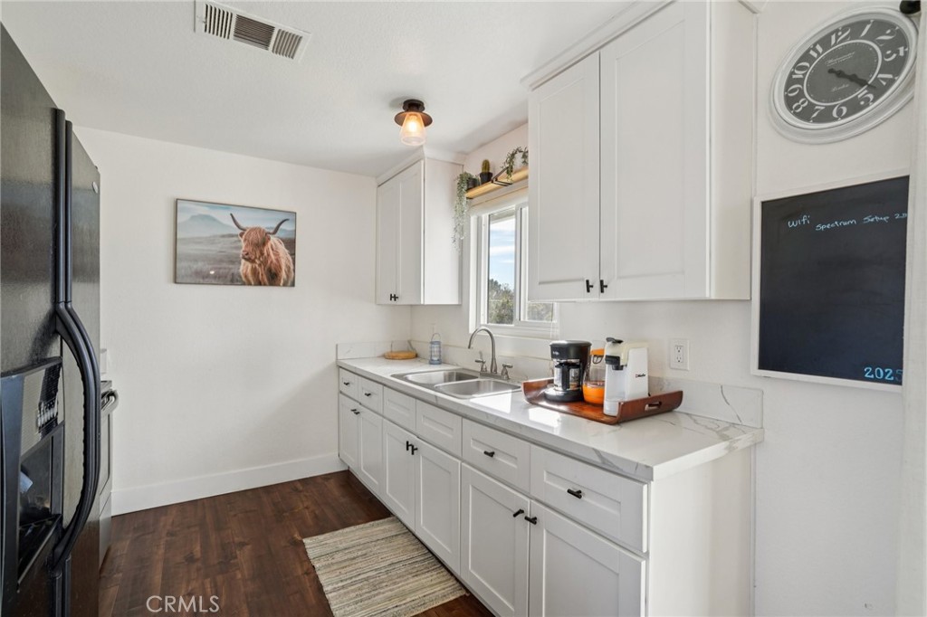 3872 Balsa Avenue Yucca Valley, CA 92284 - Photo 17 of 55