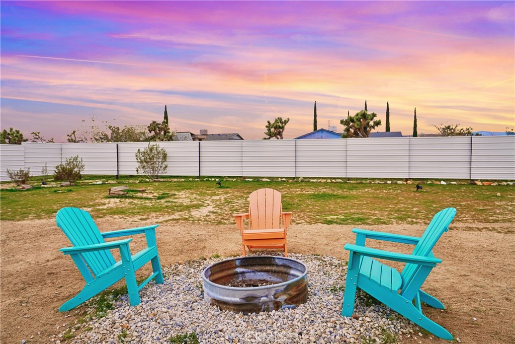 3872 Balsa Avenue Yucca Valley, CA 92284 - Photo 3 of 55