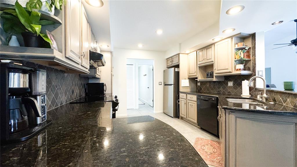 1480 Chukar Ridge Palm Harbor, FL 34683 - Photo 8 of 35