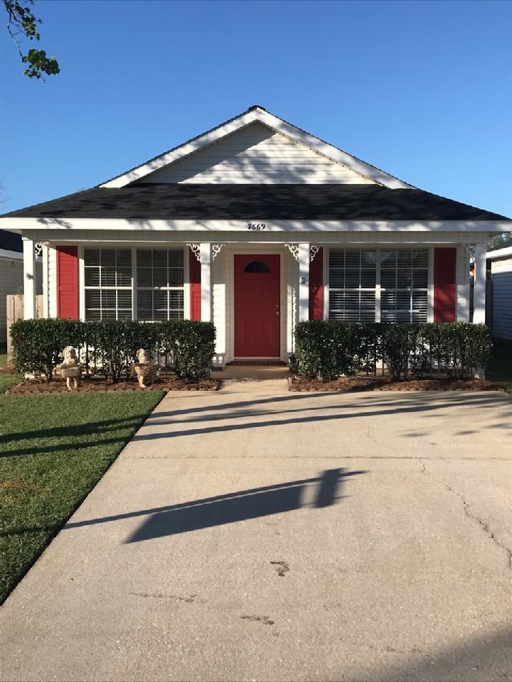 7669 Audubon Drive Foley, AL 36535 - Photo 1 of 14 Front