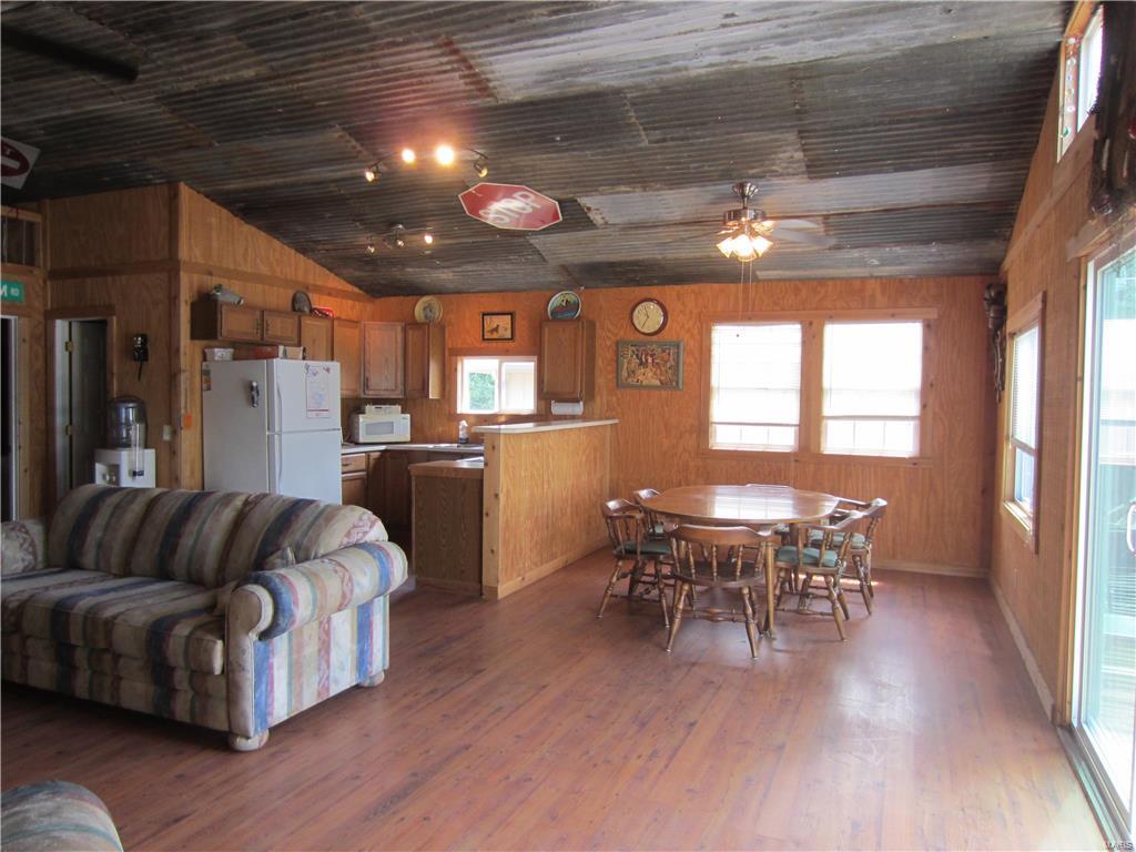 134 Old Ferry Road Brussels, IL 62013 - Photo 11 of 29 Gallery Image 11
