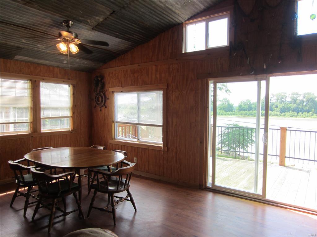 134 Old Ferry Road Brussels, IL 62013 - Photo 12 of 29 Gallery Image 12