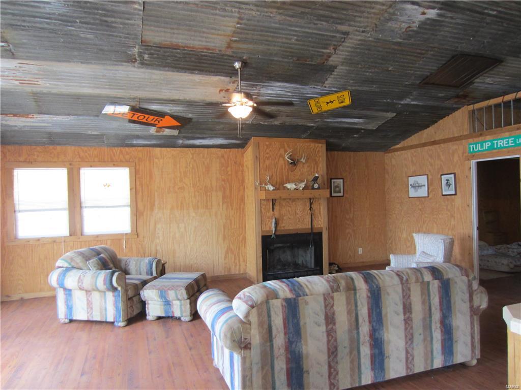 134 Old Ferry Road Brussels, IL 62013 - Photo 15 of 29 Gallery Image 15