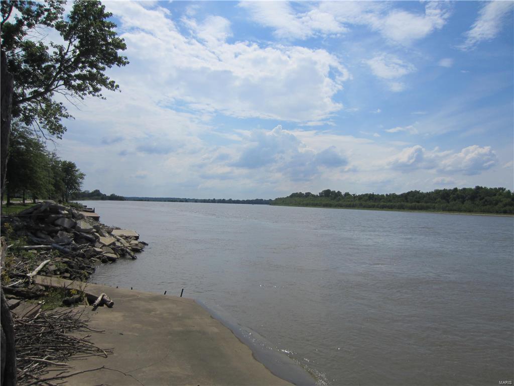 134 Old Ferry Road Brussels, IL 62013 - Photo 25 of 29 Gallery Image 25