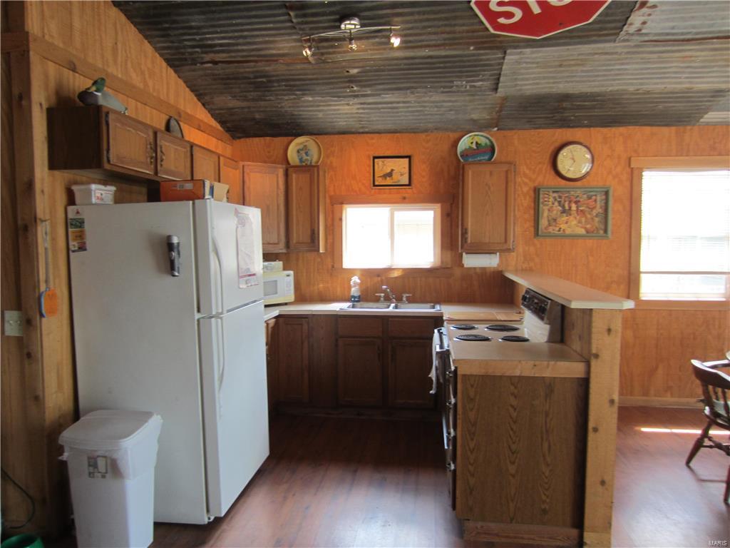 134 Old Ferry Road Brussels, IL 62013 - Photo 9 of 29 Gallery Image 9