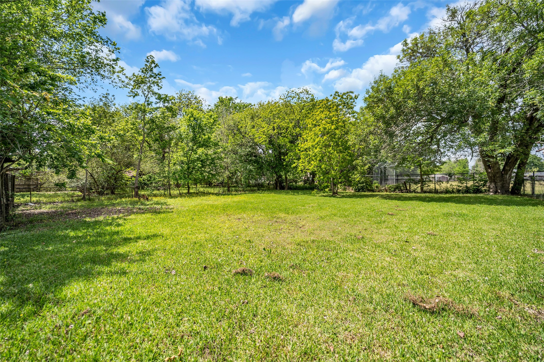 6371 Terrell Street Groves, TX 77619 - Photo 35 of 38