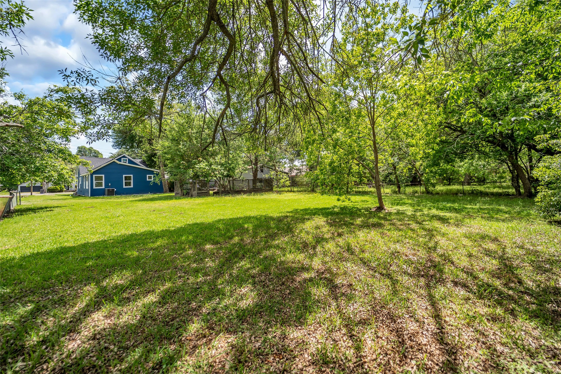 6371 Terrell Street Groves, TX 77619 - Photo 36 of 38