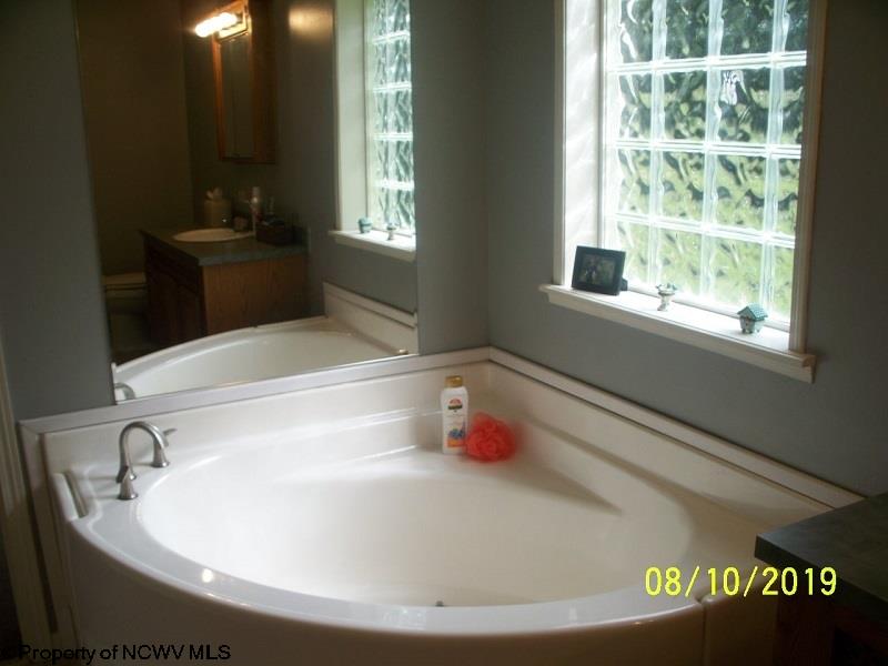 917 Pride Ridge Road Fairmont, WV 26554 - Photo 16 of 20 Gallery Image 16