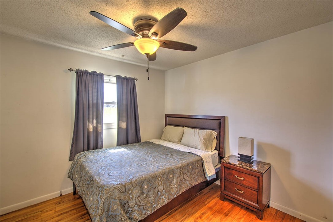 1940 West Harrison Avenue Decatur, IL 62526 - Photo 12 of 24 Gallery Image 12
