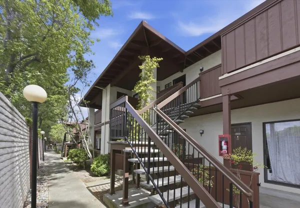 $880,000 | 466 Costa Mesa Terrace, Unit G, Sunnyvale, CA 94085