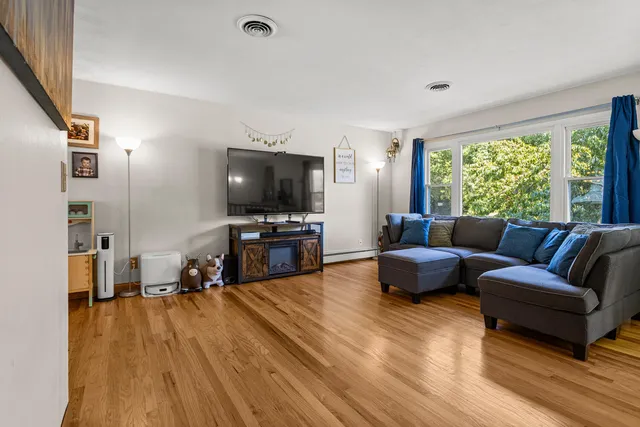 $239,900 | 1801 Crescent Drive, Champaign, IL 61821