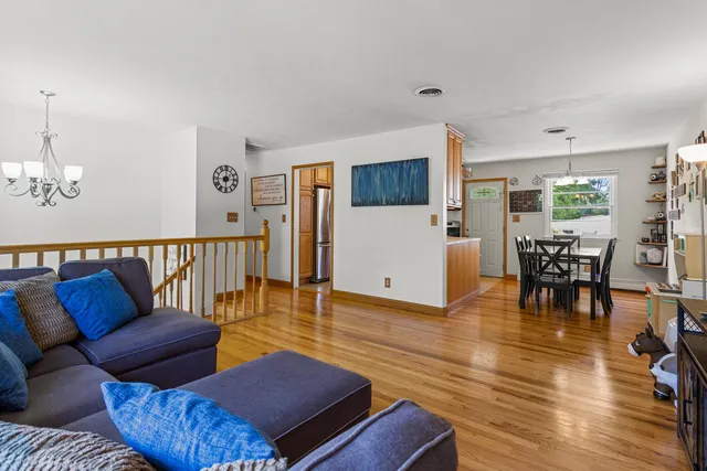 $239,900 | 1801 Crescent Drive, Champaign, IL 61821