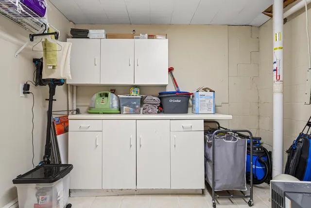 $239,900 | 1801 Crescent Drive, Champaign, IL 61821