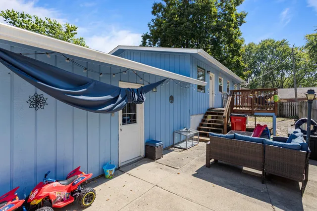 $239,900 | 1801 Crescent Drive, Champaign, IL 61821