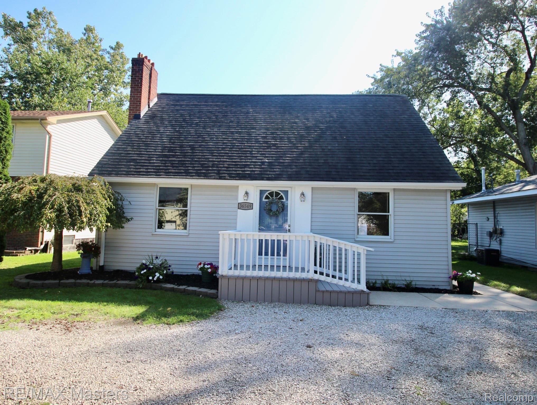 36549 Indiana Road New Boston, MI 48164 - Photo 1 of 29 Welcome to a move in ready home nestled on a dead end road in Huron!