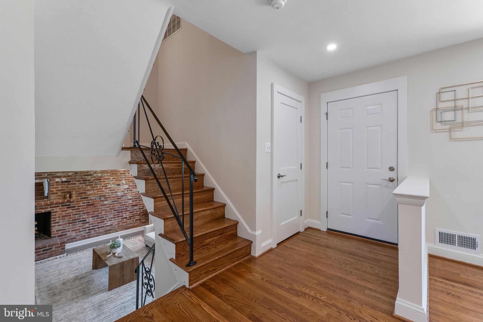 3003 Farm Road Alexandria, VA 22302 - Photo 21 of 49 a view of an entryway with wooden floor