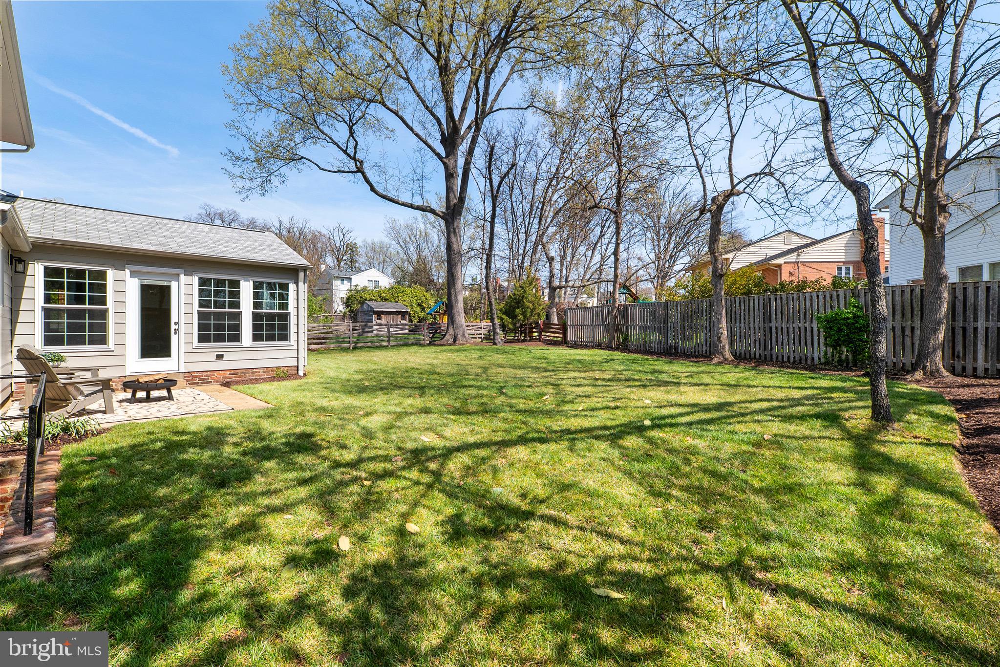 3003 Farm Road Alexandria, VA 22302 - Photo 42 of 49 a view of a house with a yard