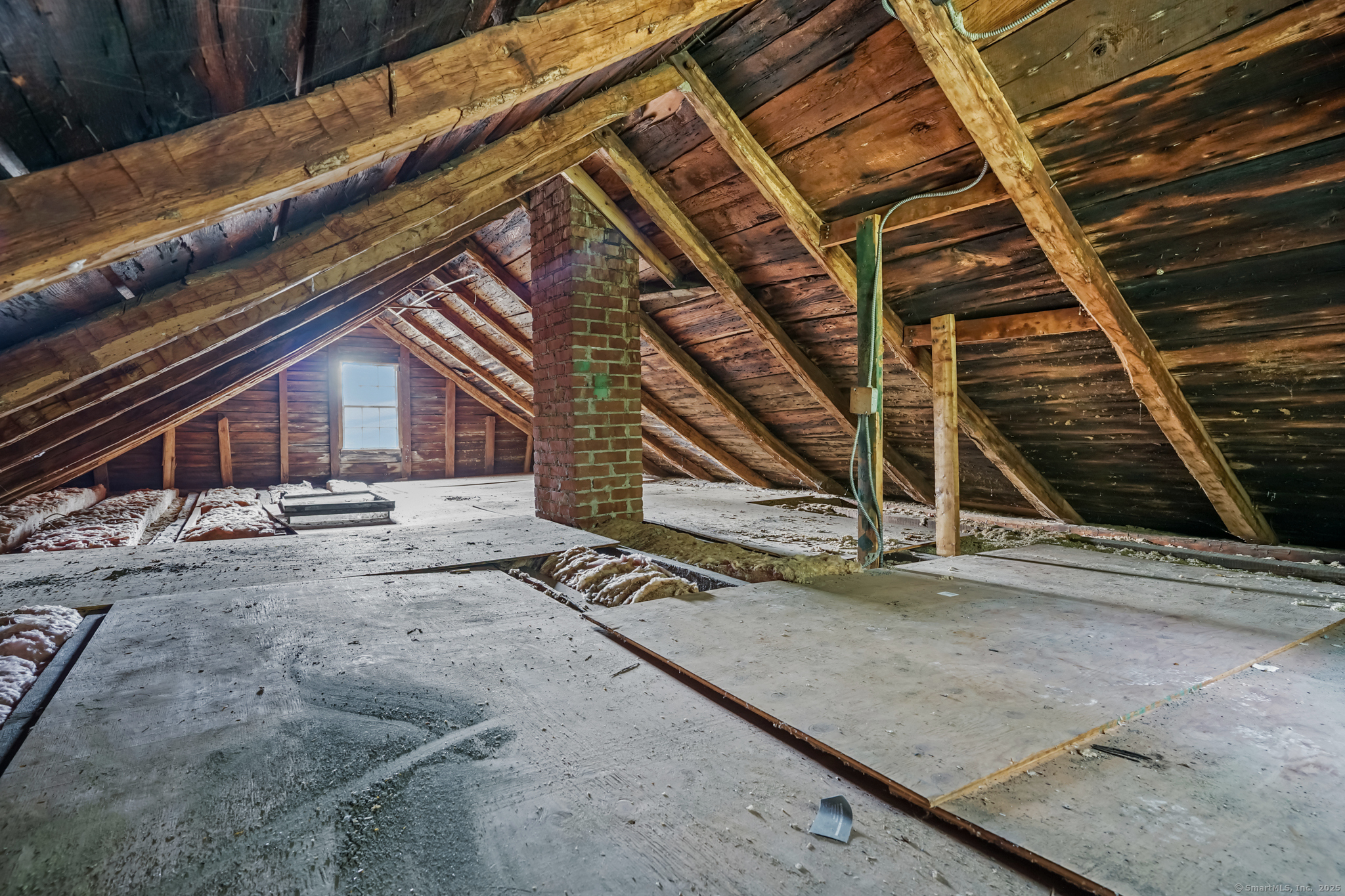 10 North Road Windham, CT 06280 - Photo 28 of 40 a view of an house