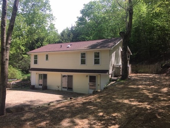 1941 Old Turnpike Road Oakham, MA 01068 - Photo 3 of 25