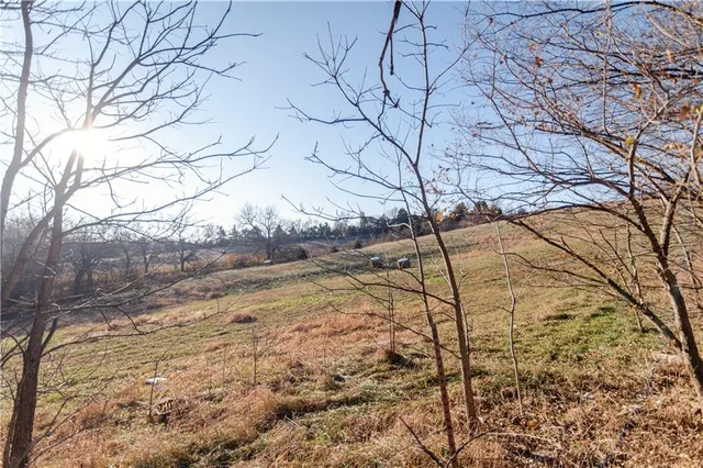 $250,000 | 5723 Trego Road, Atchison, KS 66002