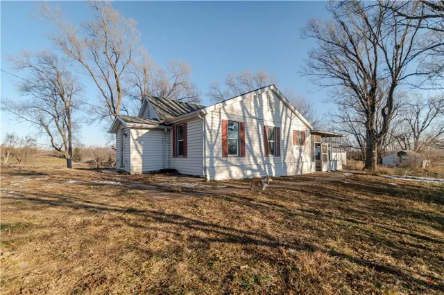 $250,000 | 5723 Trego Road, Atchison, KS 66002