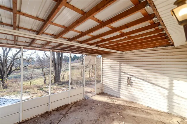 $250,000 | 5723 Trego Road, Atchison, KS 66002