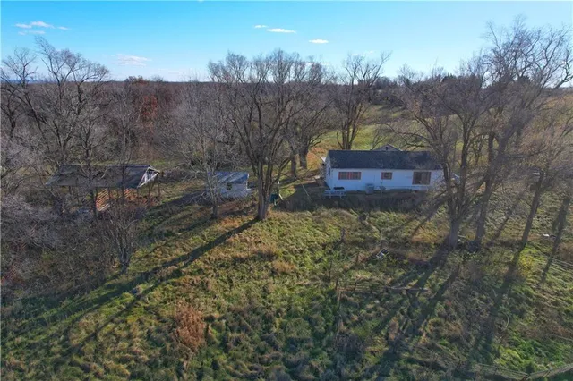 $250,000 | 5723 Trego Road, Atchison, KS 66002