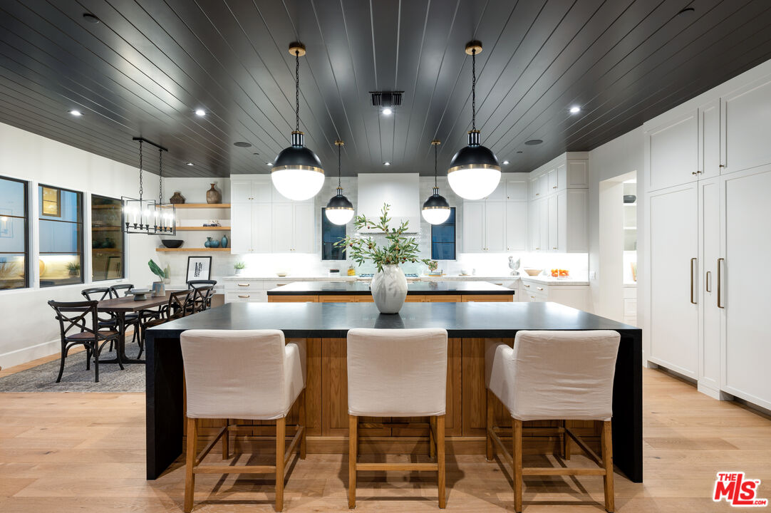 10584 Putney Road Los Angeles, CA 90064 - Photo 15 of 54 Gallery Image 15