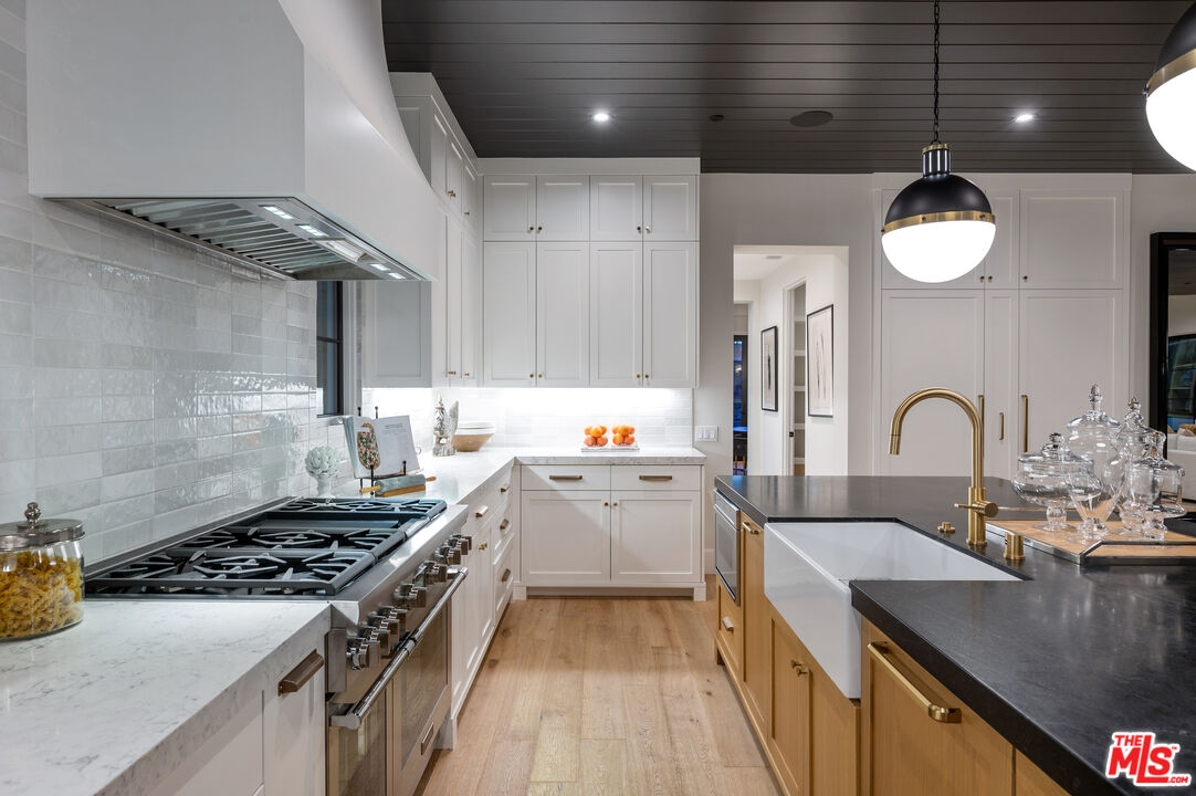10584 Putney Road Los Angeles, CA 90064 - Photo 19 of 54 Gallery Image 19