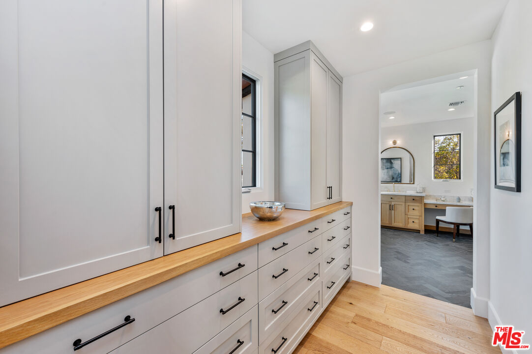 10584 Putney Road Los Angeles, CA 90064 - Photo 29 of 54 Gallery Image 29
