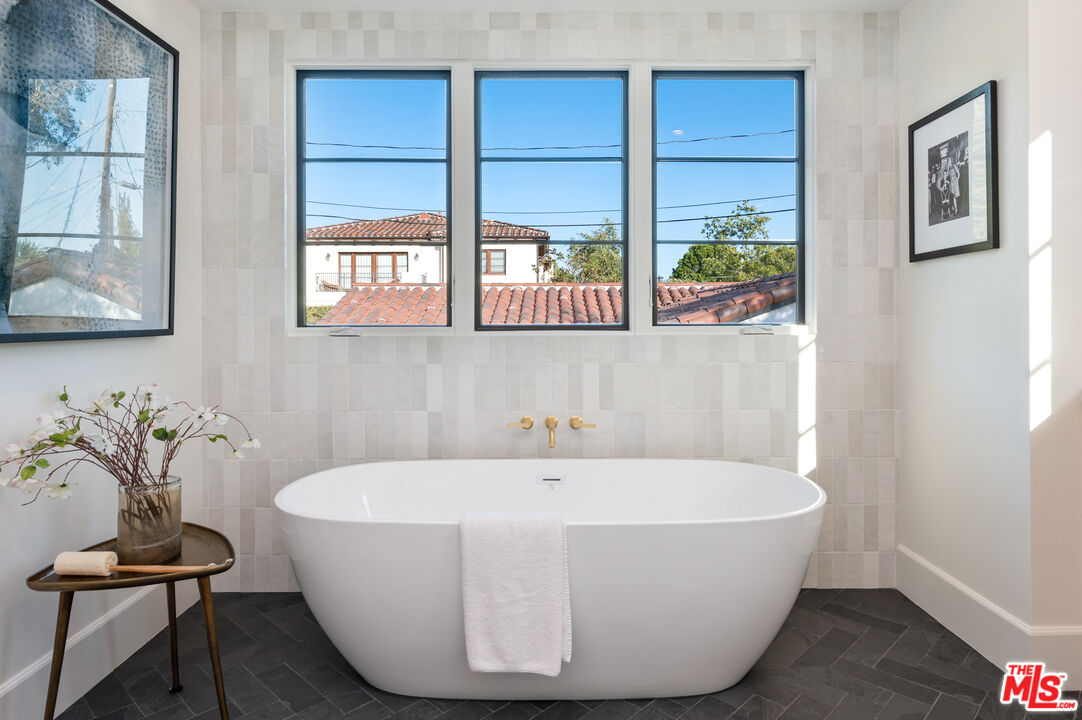 10584 Putney Road Los Angeles, CA 90064 - Photo 32 of 54 Gallery Image 32