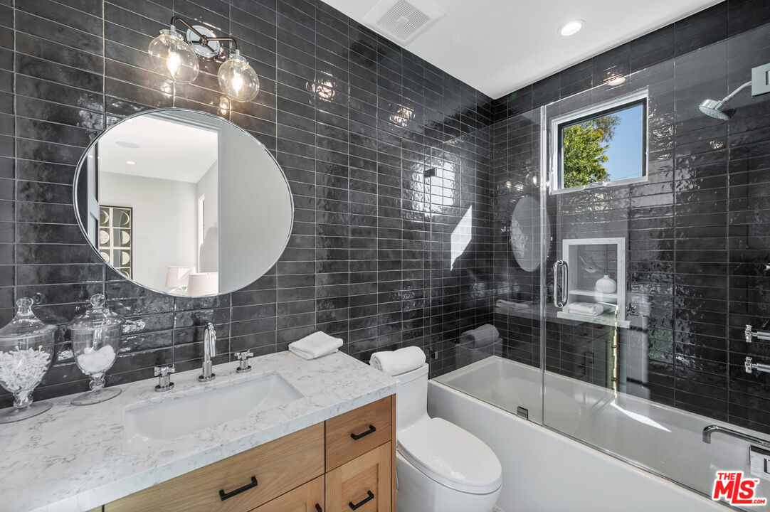 10584 Putney Road Los Angeles, CA 90064 - Photo 38 of 54 Gallery Image 38