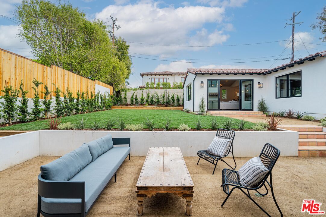 10584 Putney Road Los Angeles, CA 90064 - Photo 42 of 54 Gallery Image 42